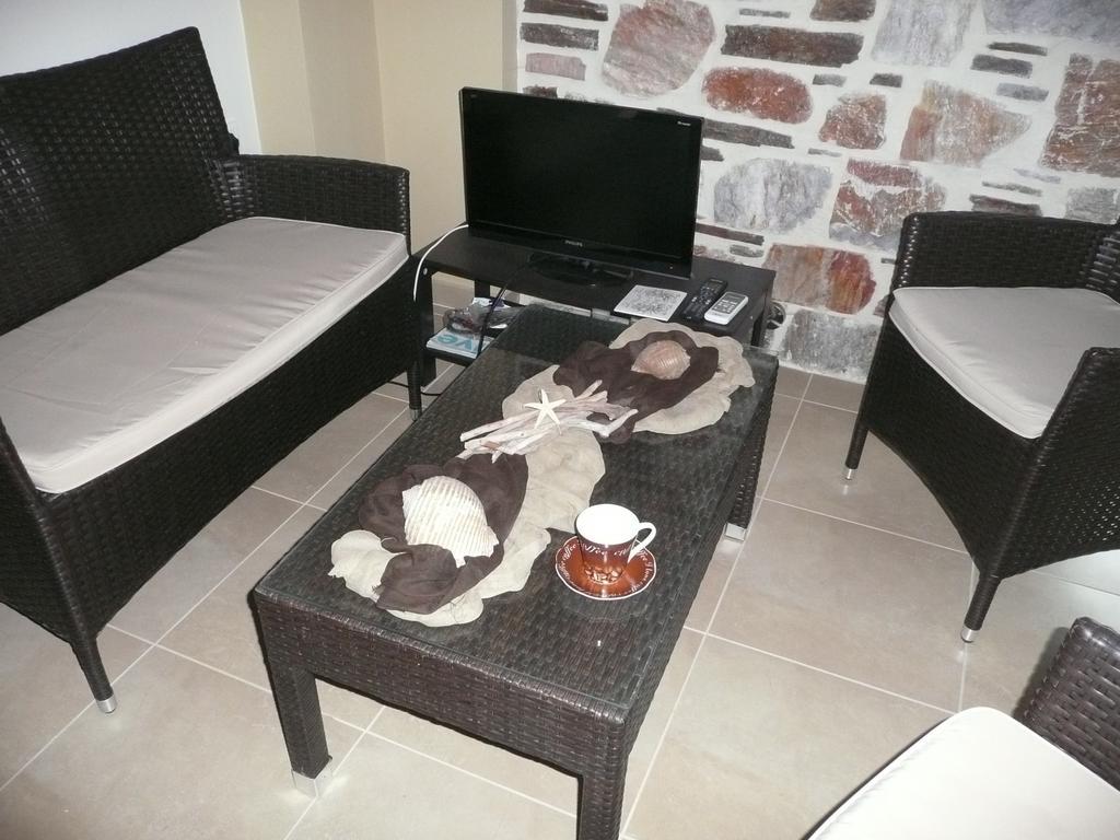 Labetia Apartments Agioi Apostoloi  Bagian luar foto